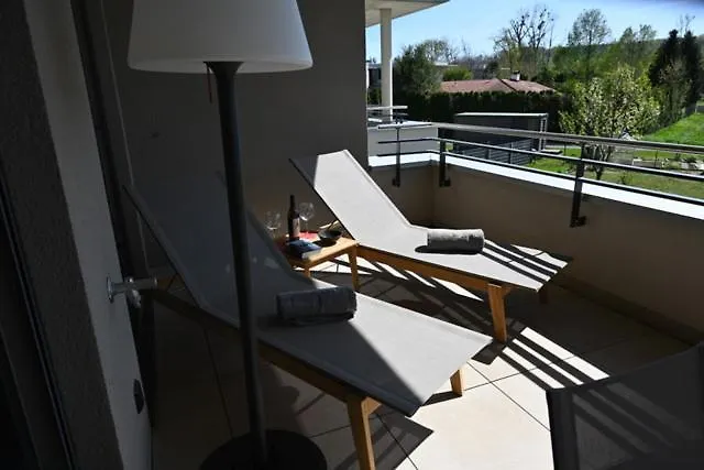 Come Home Apartment