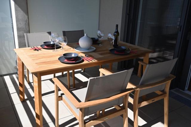 Apartment Come Home Apartment *